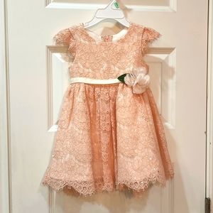 Gorgeous peach/pink dress